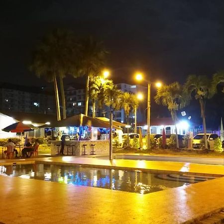 Green Town Hotel And Resort Port Dickson Kültér fotó